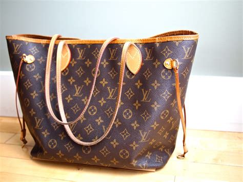 Top Louis Vuitton Handbags and Accessories 